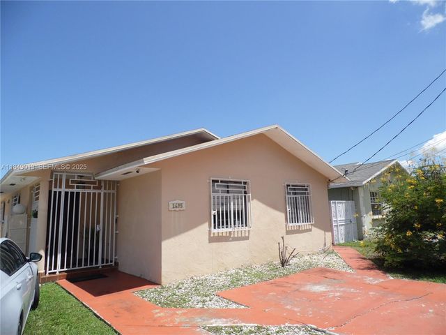 1695 W 6th Avenue, Hialeah, FL 33010