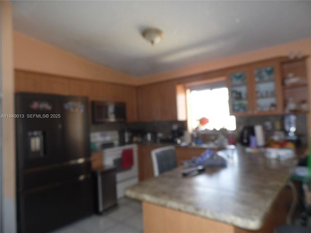 1695 W 6th Avenue, Hialeah, FL 33010