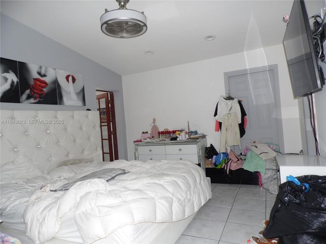 1695 W 6th Avenue, Hialeah, FL 33010
