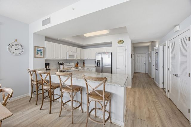 8577 Gulf Boulevard 805, Navarre, FL 32566