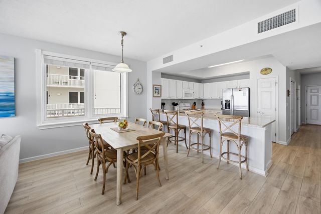 8577 Gulf Boulevard 805, Navarre, FL 32566