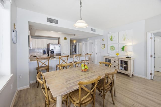 8577 Gulf Boulevard 805, Navarre, FL 32566