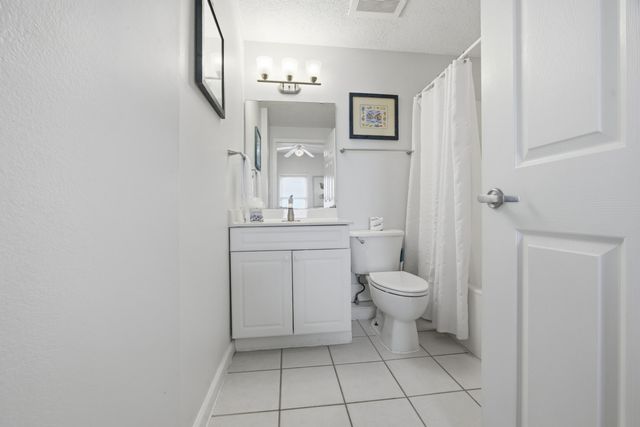 8577 Gulf Boulevard 805, Navarre, FL 32566