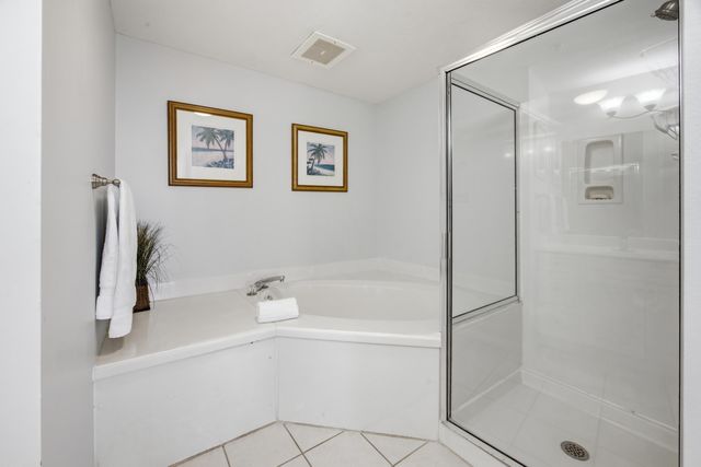 8577 Gulf Boulevard 805, Navarre, FL 32566