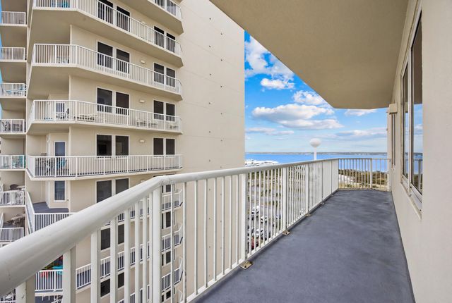 8577 Gulf Boulevard 805, Navarre, FL 32566