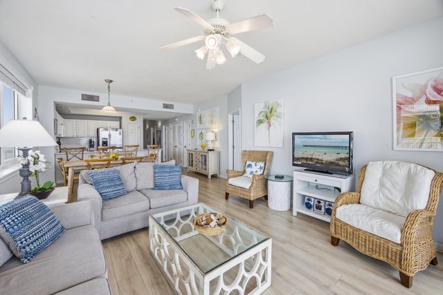 8577 Gulf Boulevard 805, Navarre, FL 32566