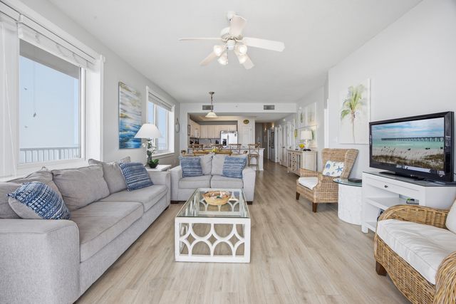 8577 Gulf Boulevard 805, Navarre, FL 32566