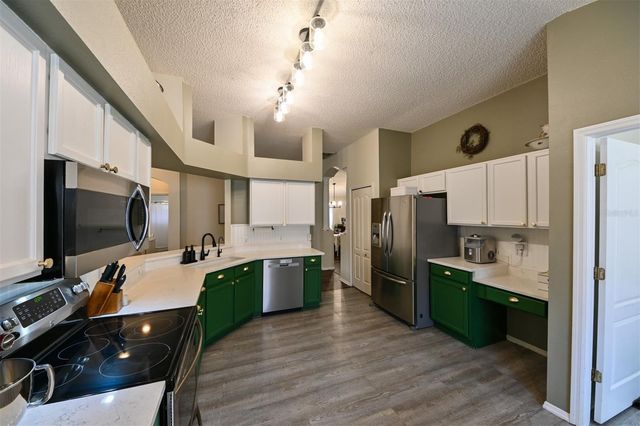 4517 WILD PLUM LANE, Lutz, FL 33558