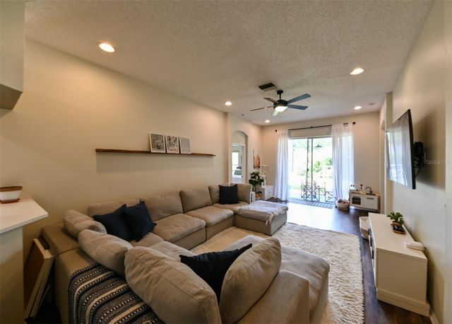 4517 WILD PLUM LANE, Lutz, FL 33558