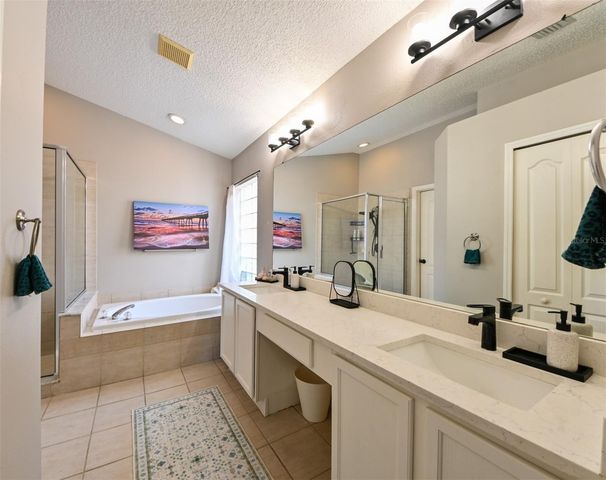 4517 WILD PLUM LANE, Lutz, FL 33558