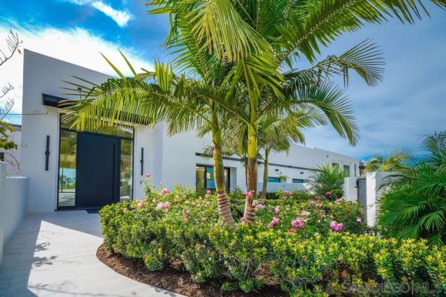 8308 Calle Del Cielo, La Jolla, CA 92037