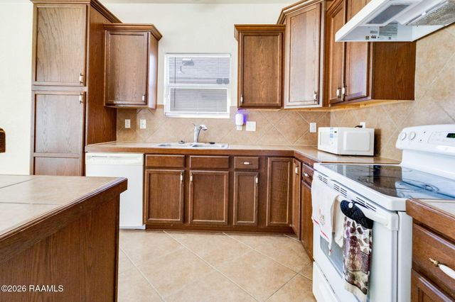 206 Fieldview Drive, Carencro, LA 70520