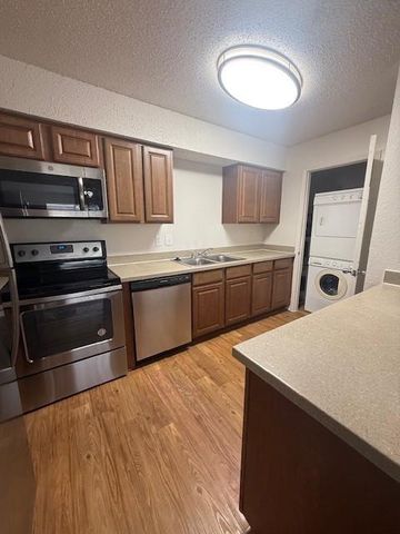 205 Craddock Ave G5, San Marcos, TX 78666