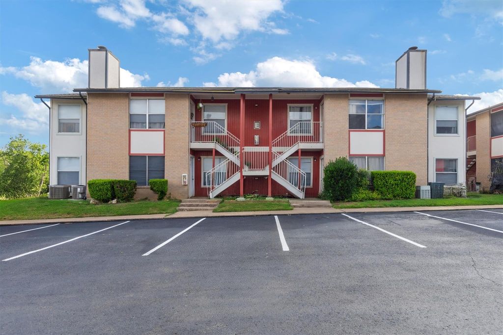 205 Craddock Ave G5, San Marcos, TX 78666