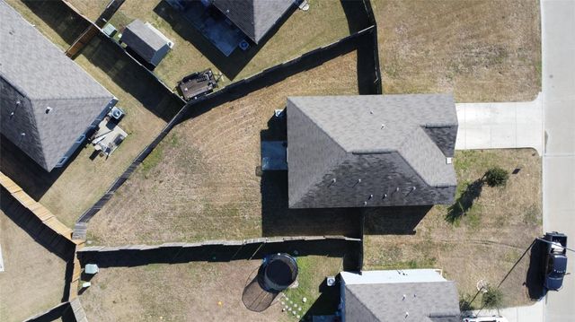 5739 Rainbow Road, Baytown, TX 77523