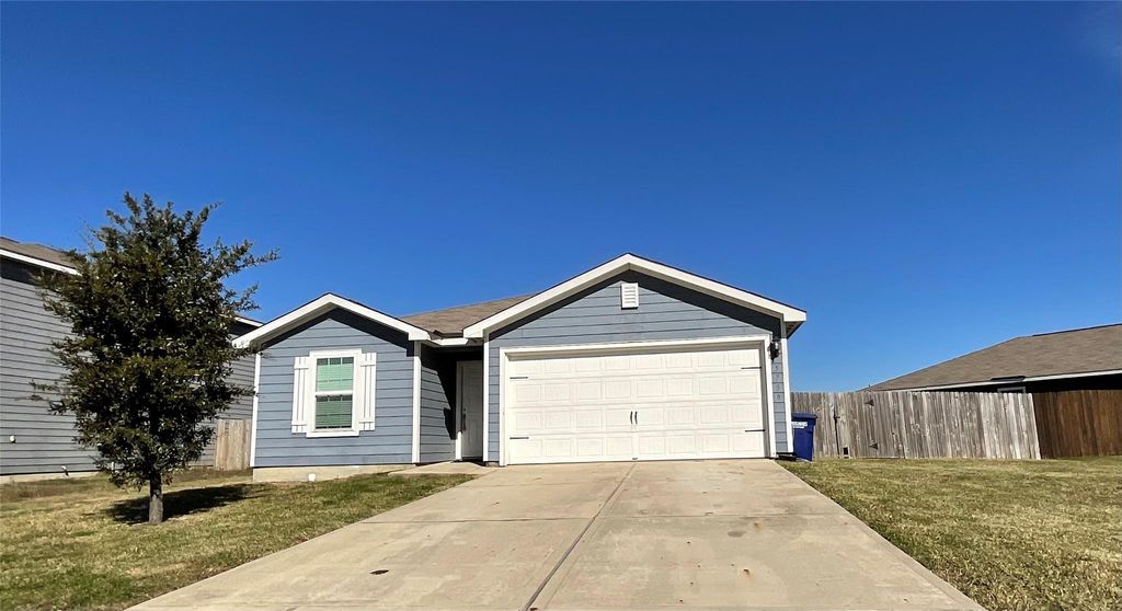 5739 Rainbow Road, Baytown, TX 77523