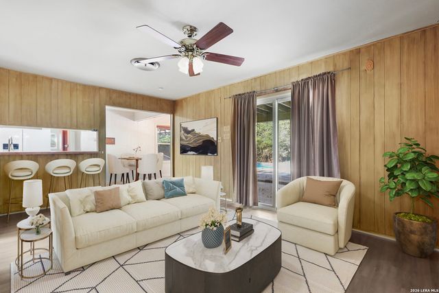 212 NATIONAL BLVD, Universal City, TX 78148