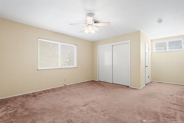 212 NATIONAL BLVD, Universal City, TX 78148