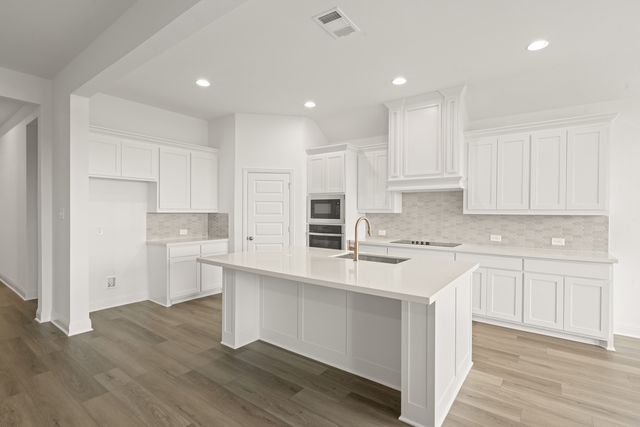 117 Trinity Street, Grandview, TX 76050