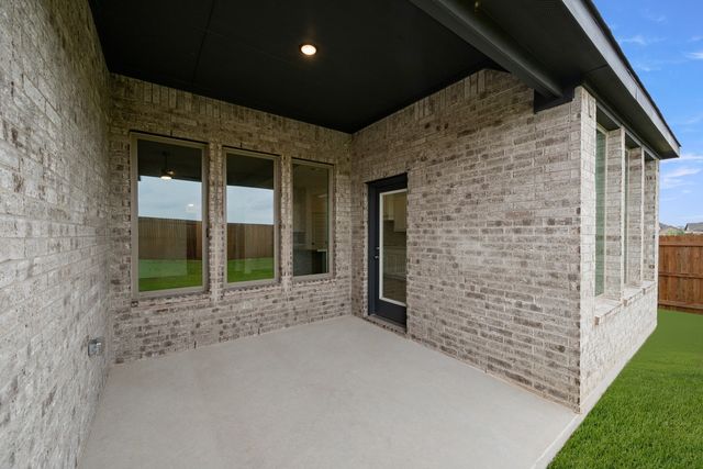 117 Trinity Street, Grandview, TX 76050