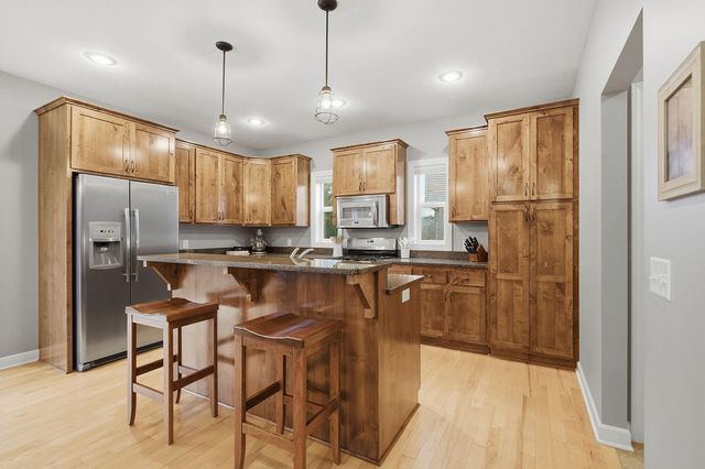 3521 127th Avenue NE, Blaine, MN 55449