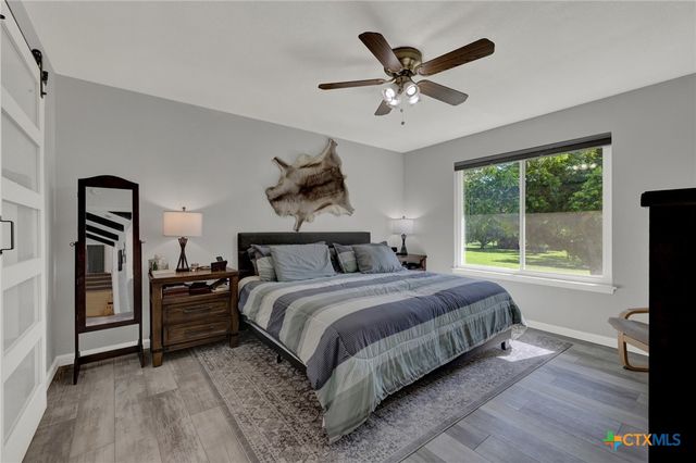 96 W Hampton Drive, Seguin, TX 78155