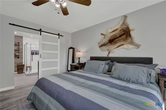 96 W Hampton Drive, Seguin, TX 78155