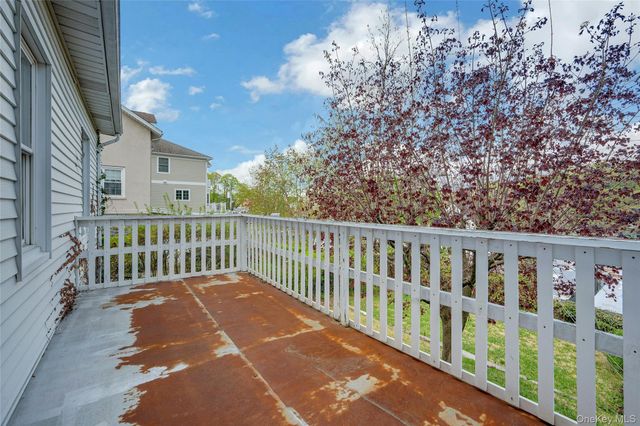 295 Columbus Avenue, West Harrison, NY 10604