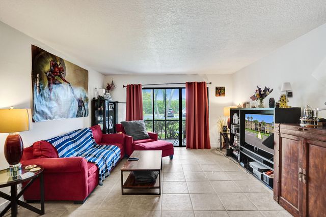 629 Sea Pine Way A1, Greenacres, FL 33415
