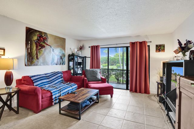 629 Sea Pine Way A1, Greenacres, FL 33415