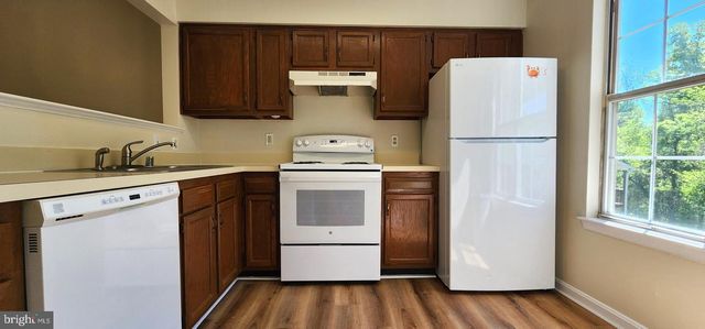 9418 SCARLET OAK DR, Manassas, VA 20110