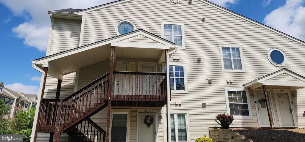 9418 SCARLET OAK DR, Manassas, VA 20110