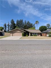 8817 Sierra Oak, Bakersfield, CA 93311