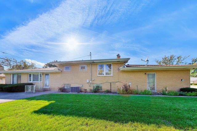 1201 S Lincoln Avenue, Park Ridge, IL 60068