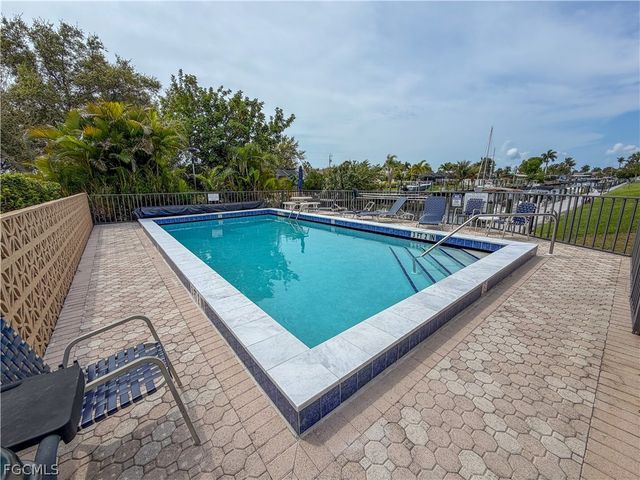 232 Cape Coral PKWY E 201, Cape Coral, FL 33904