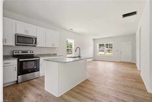1021 Hickory Chapel Road, High Point, NC 27260
