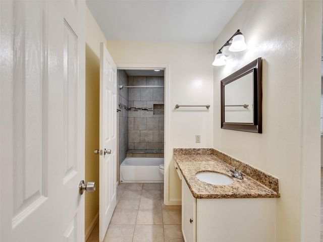 12625 Memorial Drive 94, Houston, TX 77024