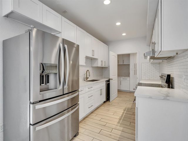 12625 Memorial Drive 94, Houston, TX 77024