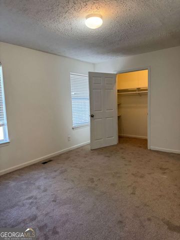 5597 Stonington Trace Parkway, Stone Mountain, GA 30087