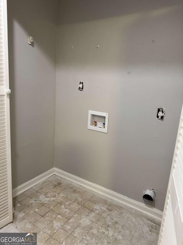 5597 Stonington Trace Parkway, Stone Mountain, GA 30087