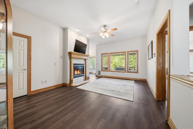 1114 N Fontenelle Dr, Derby, KS 67037