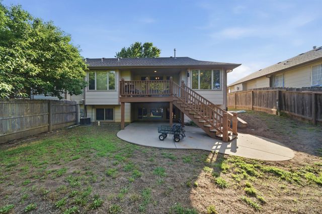 1114 N Fontenelle Dr, Derby, KS 67037