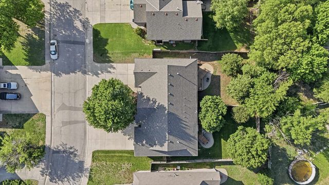 1114 N Fontenelle Dr, Derby, KS 67037