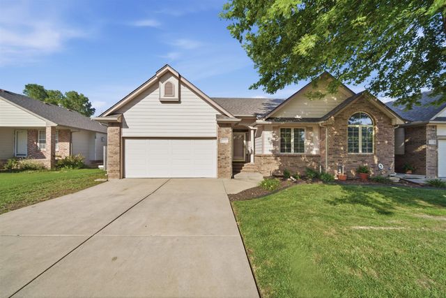 1114 N Fontenelle Dr, Derby, KS 67037