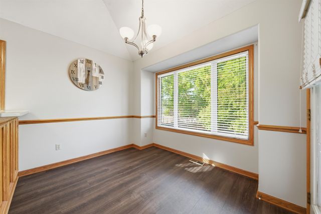 1114 N Fontenelle Dr, Derby, KS 67037