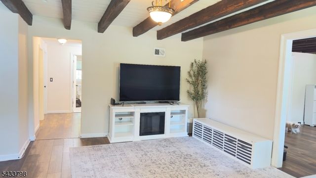 590 Woodland Ave, Mountainside Boro, NJ 07092
