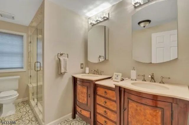 590 Woodland Ave, Mountainside Boro, NJ 07092