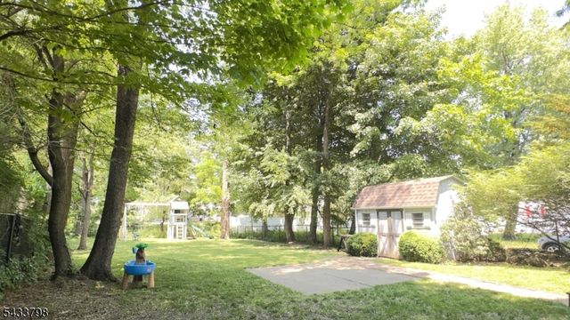590 Woodland Ave, Mountainside Boro, NJ 07092