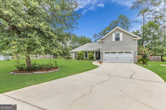 108 Saddlebrush Road, Ellabell, GA 31308