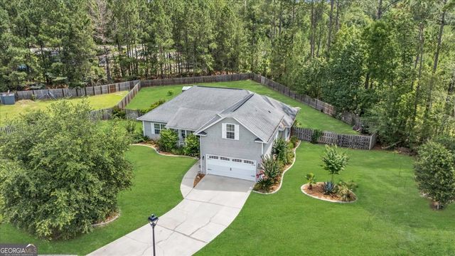 108 Saddlebrush Road, Ellabell, GA 31308